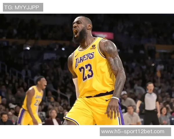 巴克利称詹姆斯为历史第三人不忍目睹其职业生涯末期的挣扎与困境